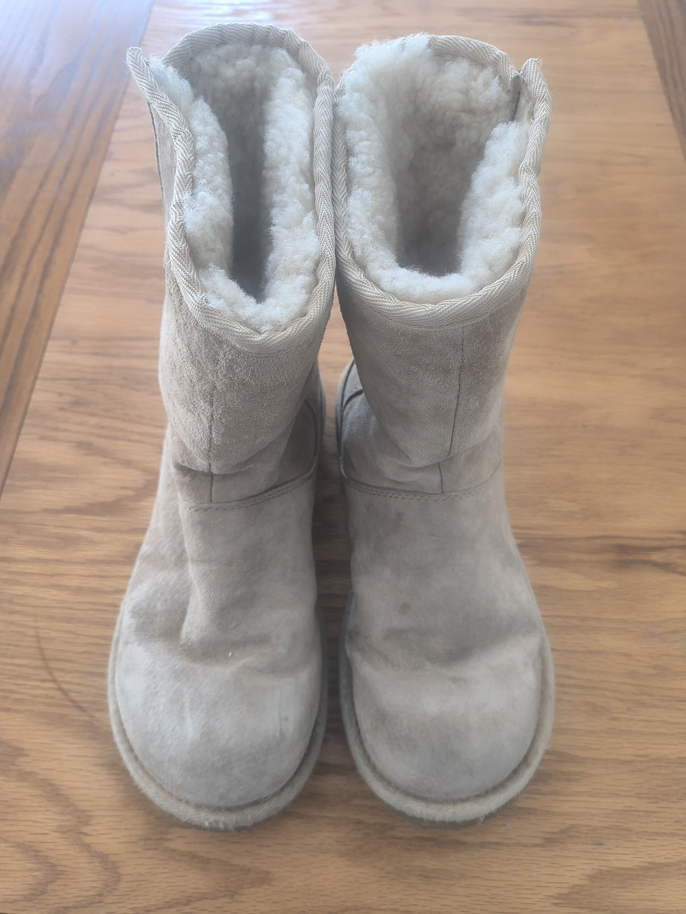 UGG Mayfaire Suede Winter Boots in Cream